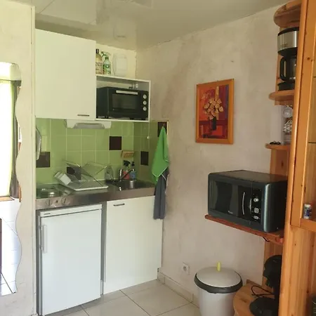 Familial, Rez De Chaussee,piscine Et Parking Prives アパート パラヴァ・レ・フロ